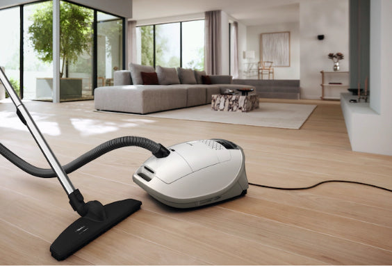 MIELE GUARD M1 PARQUET XL VACUUM CLEANER - BRILLIANT WHITE - 41VTE037CDN