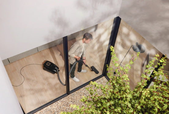 MIELE GUARD L1 ALLFLOOR VACUUM CLEANER- OBSIDIAN BLACK - 41USE038CDN